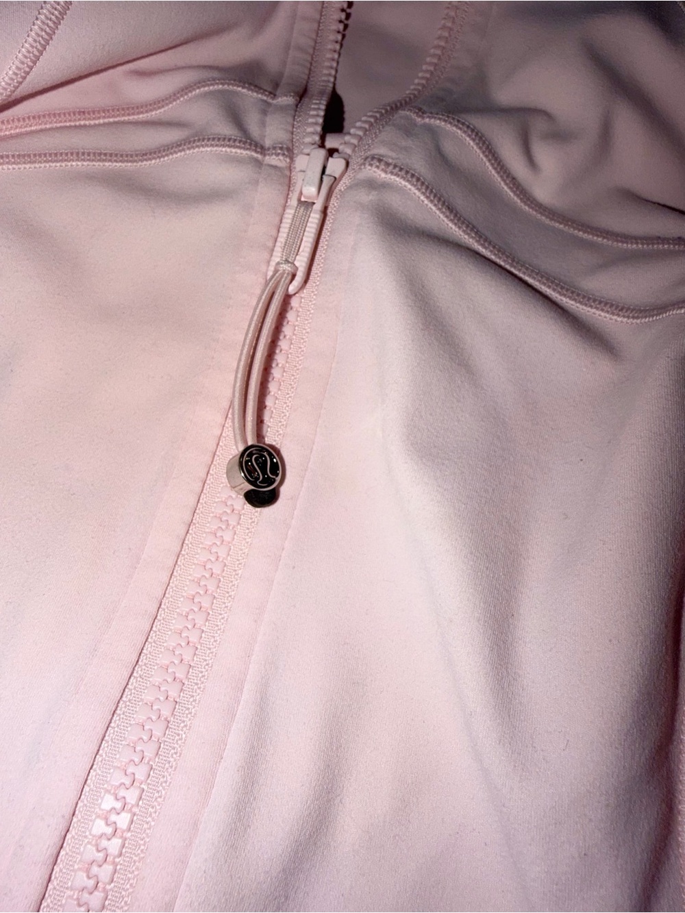 Lululemon Define Cropped Jacket, size 6! Pink, Strawberry Milkshake! - Picture 5 of 9